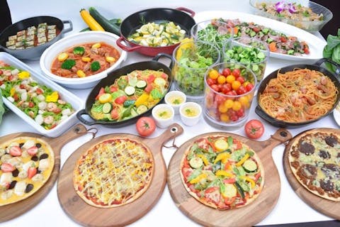 【最大1,150円割引】軽井沢おもちゃ王国　フリーパス+ホテルランチバイキングセット券※3歳～※