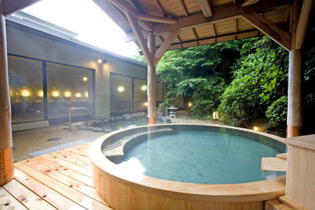 最大10％割引】湯本富士屋ホテル 前売りクーポン（入浴料＋タオル 