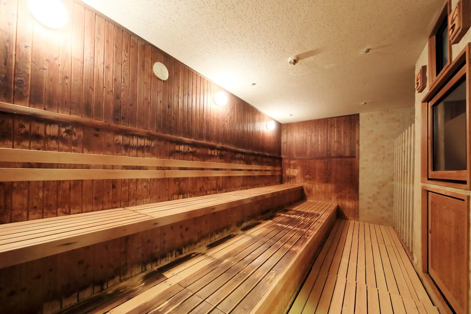 土日祝限定】おふろの王様 多摩百草店 通常入館プラン｜アソビュー！