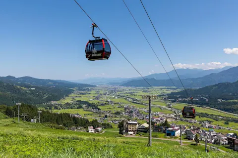 【25-26シーズン券購入者限定】ザ・ ヴェランダ石打丸山 施設利用券(ゴンドラ往復乗車)