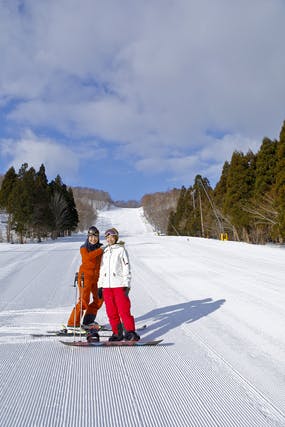 翌日以降利用可 300円割引 スプリングバレー仙台泉スキー場 4時間券 アソビュー