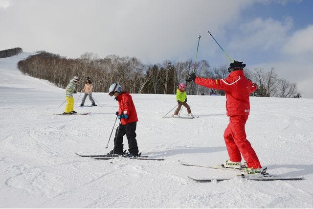 手ぶらパック1日（1日券+スキー3点セットorスノーボード2点セット1日レンタル）