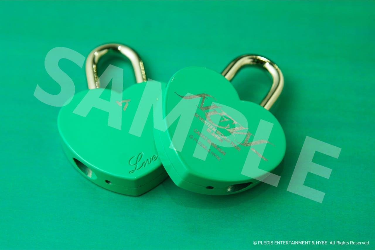 □展望台入場券＋ノベルティ＋限定デザインハートロック（※全13色中1色