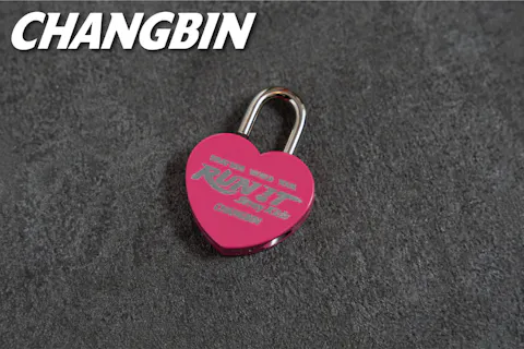 IVAN サイン入り ハードカバー Stray Kids×空中庭園展望台】 Changbin ver. 限定デザインハートロック