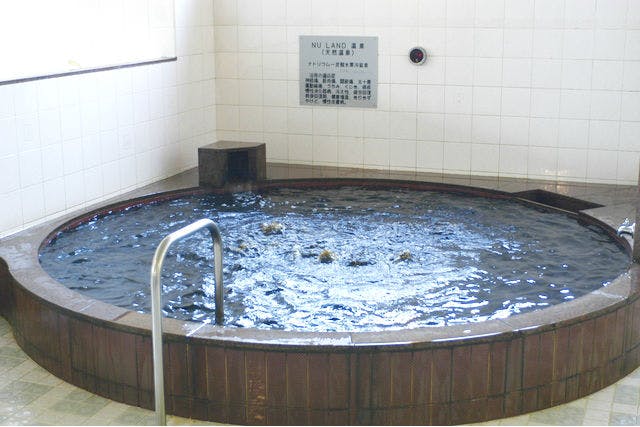 【最大36％割引】天然温泉ヌーランド クーポン（入浴＋手ぶらセット＋サウナ＋2階施設利用）