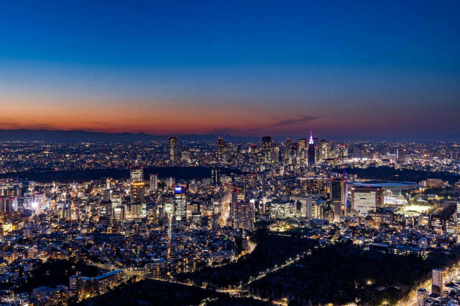 年末年始限定！37％割引】東京の夜空を天空から。六本木ヒルズ展望台 ペアチケット｜アソビュー！