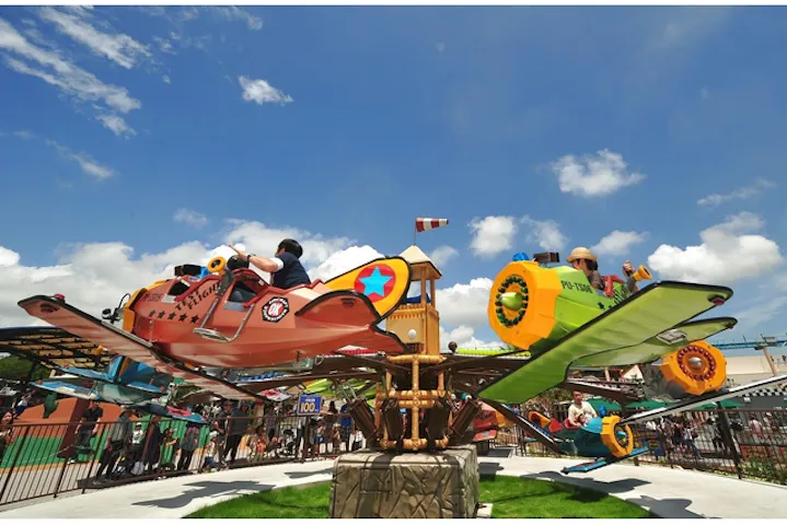 Goto対象 前売り券 鈴鹿サーキット モートピアパスポート 最大27 Off アソビュー