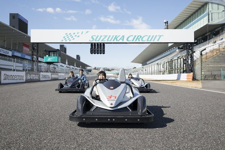 鈴鹿サーキット サーキットチャレンジャー乗車券 2歳 小学4年生は中学生以上の同伴者が必須 アソビュー 鈴鹿サーキット サーキットチャレンジャー乗車券 2歳 小学4年生は中学生以上の同伴者が必須 アソビュー