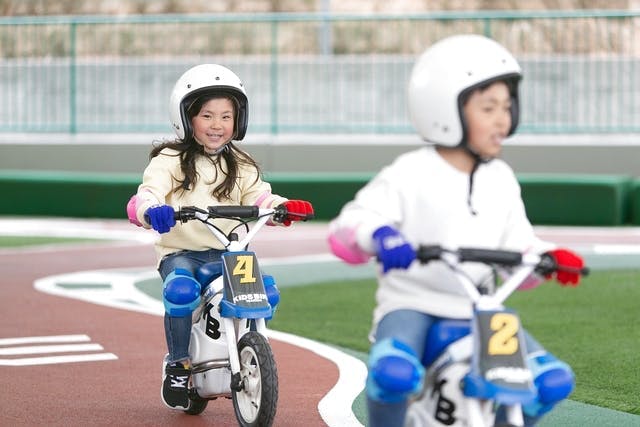 鈴鹿サーキット ハッピーバースデーパスポート 小学生以下のお子さま誕生日月割引 アソビュー