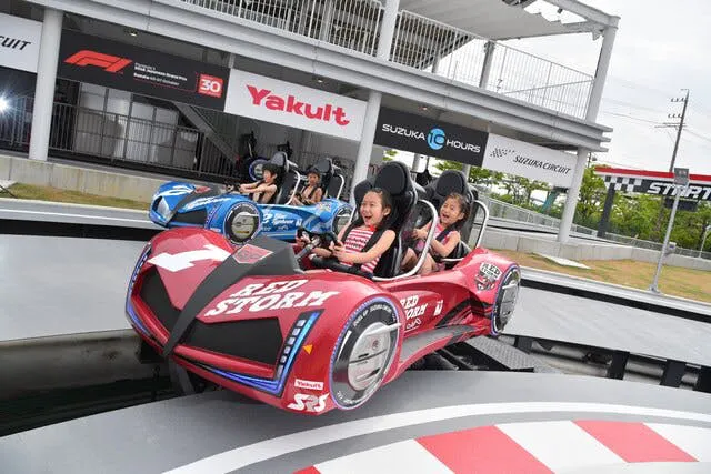 鈴鹿サーキット　パスポート付き　3枚 鈴鹿サーキット パスポート付き 3枚 【公式通販】