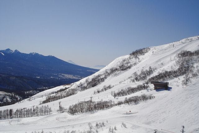 最大1,700円割引】車山高原SKYPARKスキー場 早割1日リフト券 - 車山