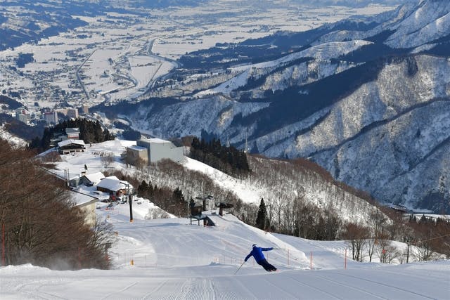 BIG MOUNTAIN YUZAWA SNOW LINK