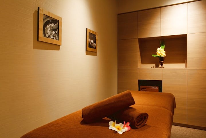 SOMEDAY PREMIUM 新宿西口店