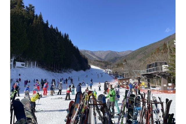 人気が高い 尾瀬岩鞍スキー場 ペアリフト券 1日券 丸沼高原 川場