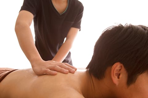 超特割 86 割引 銀座のメンズエステサロンで 筋膜マッサージ60分 男性 お1人様1枚限定 アソビュー