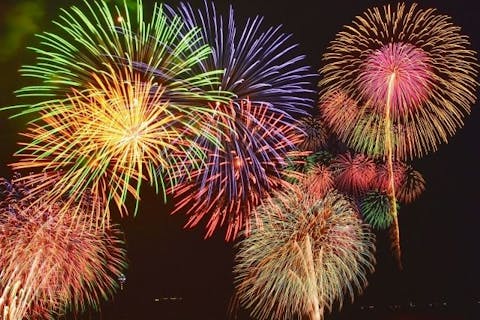 【通常鑑賞エリア】10/18 淀川花火特別鑑賞チケット＜ミネラルウォーター付＞