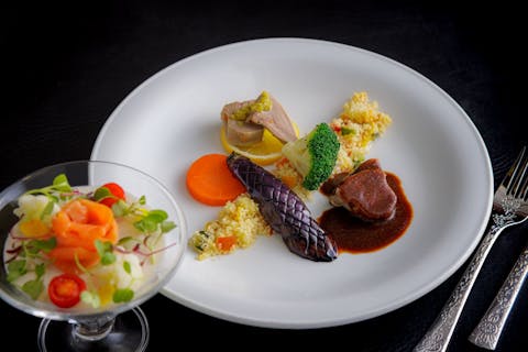 【45％割引／ホテルニューオータニ大阪】冬の絶品ランチ＆絶景スイーツ