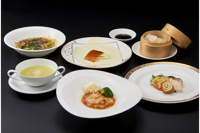 3月～5月迄　超特割！【46％割引】王道の中国料理と最上階での絶景デザートを愉しむランチコース 