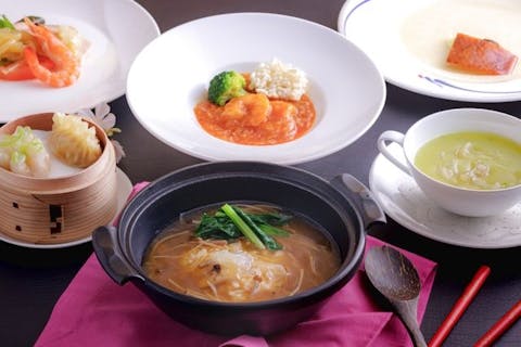 【46％割引／ホテルニューオータニ大阪】春の絶品ランチ＆絶景スイーツ