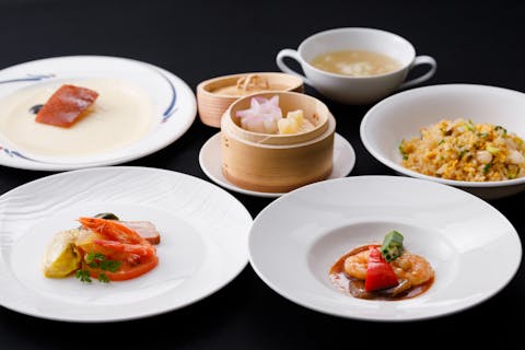 【46％割引／ホテルニューオータニ大阪】夏の絶品ランチ＆絶景スイーツ