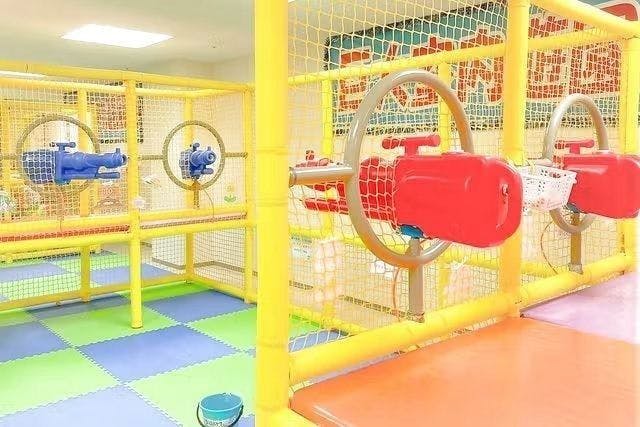 平日スクスク未就学児1日プラン200円OFF!キッズユーエスランド 愛知大口店