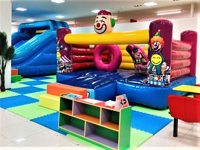 キッズユーエスランド 滋賀近江八幡店