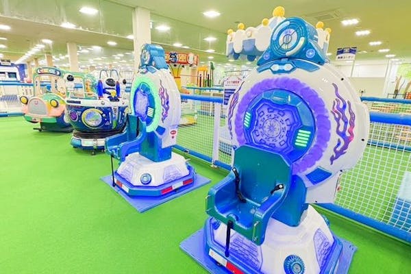 平日・200円OFF】こども1日遊び放題 キッズランドUS MAX 福岡久山店