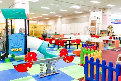 休日こども1日遊び放題100円OFF! キッズユーエスランド 熊本八代店