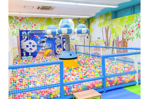 【休日・100円OFF】こども3時間遊び放題 キッズランドUS 愛媛東温店
