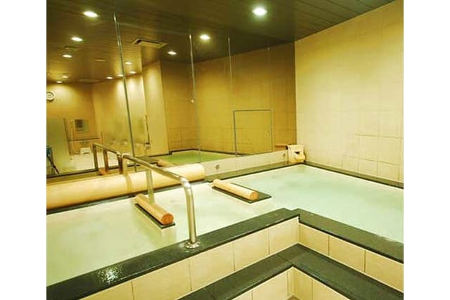 【最大21％割引】まだ帰りたくない男子たち。湯処入浴3時間　新橋のオールインクルーシブカプセルホテル