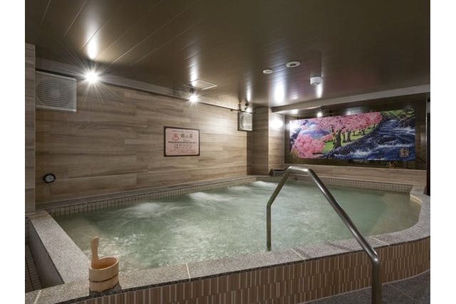 【最大33％割引】湯処で入浴3時間、岩盤浴付も。女性に嬉しい！名古屋のカプセルホテル