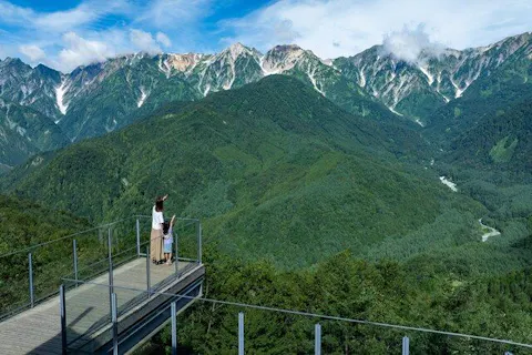 【もっと知りたい！信州体験割】（購入日の翌日から使用可）白馬岩岳マウンテンリゾート入場券（12月25日迄有効）