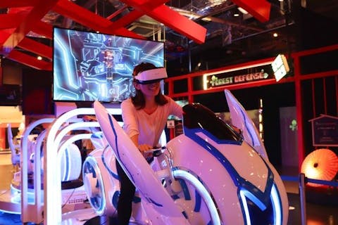 V-World AREA クレディ・アグリコル＜2時間遊び放題コース＞ 前売り 電子チケット