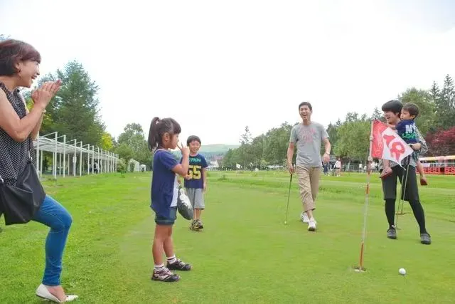 【最大200円割引】池の平ファミリーランド入園＋ゴルフセット券