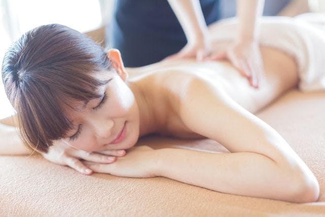 【63％割引】名古屋 栄で至極のオールハンドトリートメント 選べるオプションプランも