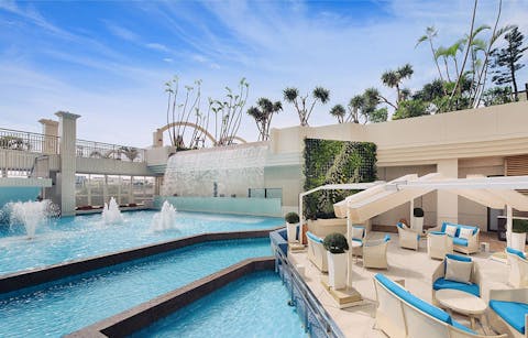 三重城温泉　島人の湯　ロワジールホテル那覇　温泉＆プール　タオルセット付き