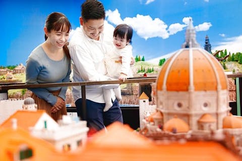 超特割！【最大22%割引】ミニチュアミュージアム スモールワールズ　入場パスポート＋1ドリンク