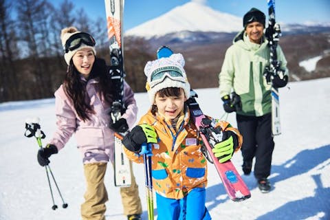 【土/日/祝日限定・最大500円割引】購入日の翌日からご利用可　軽井沢スノーパーク　リフト1日券