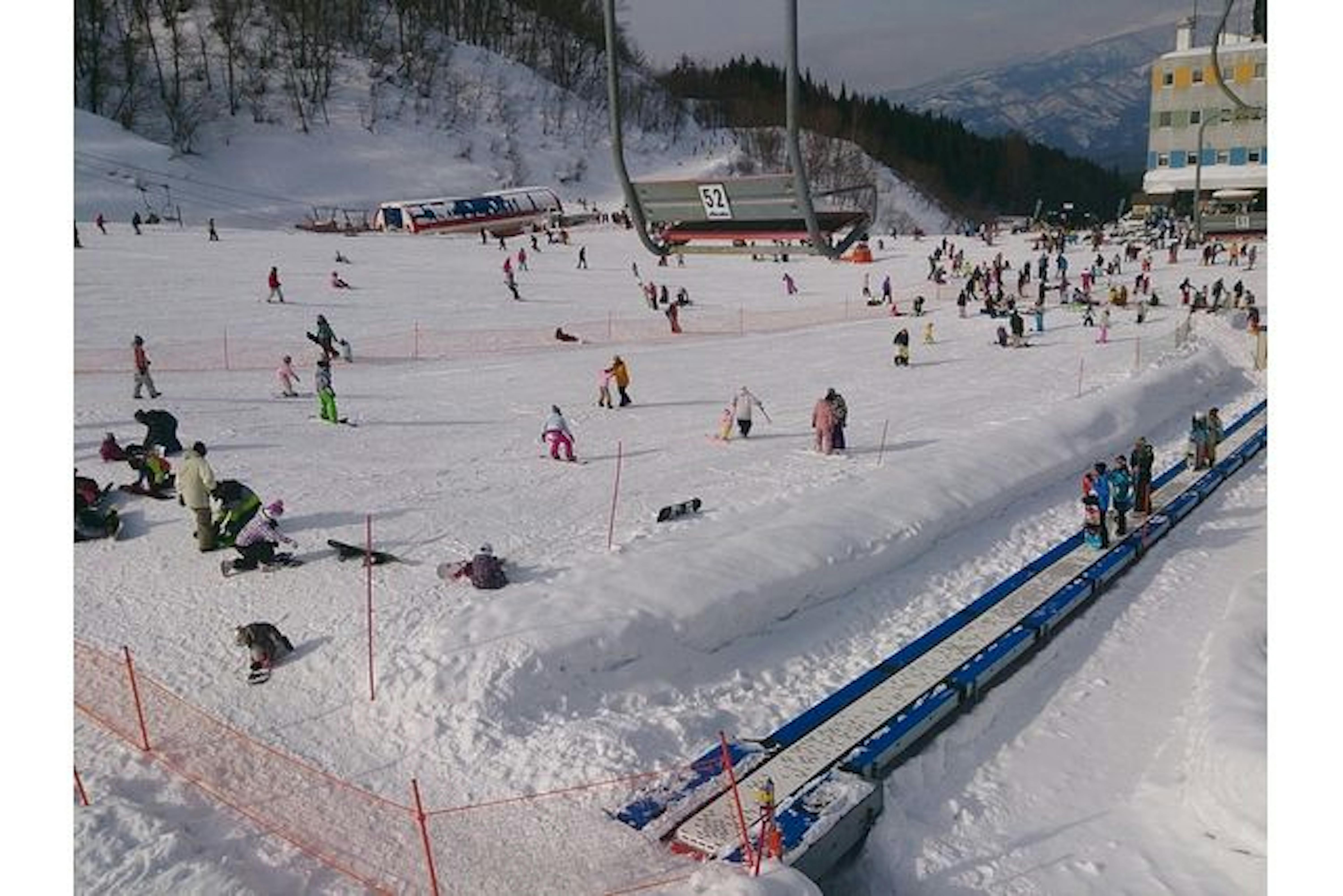 ホワイトピアたかす リフト1日半額券 1枚 - スキー場