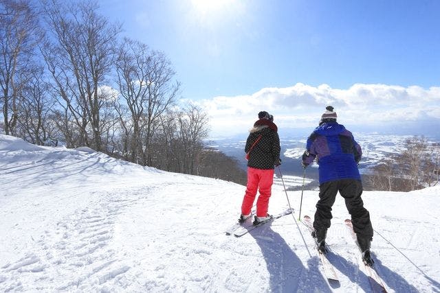 岩手高原スノーパーク　ランチパック5時間券