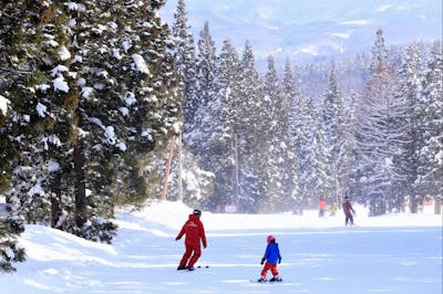超特割！【1,000円割引】赤倉温泉スキー場 リフト1日券 12/13～3/29