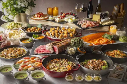 2/27～6/4【ヒルトン東京マーブルラウンジ】乾杯グラスシャンパン付き春ディナービュッフェ