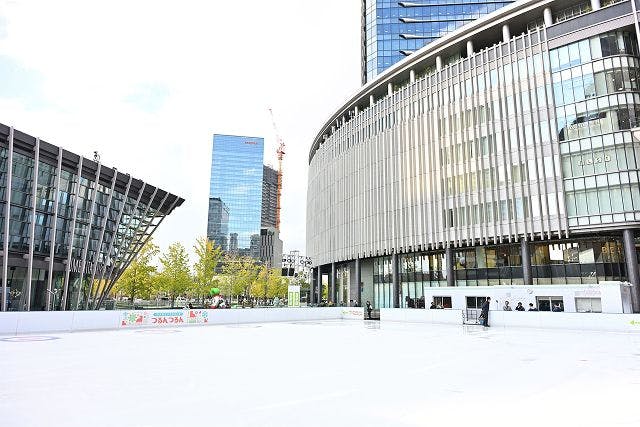 ウメダ☆アイスリンク つるんつるん 滑走料チケット