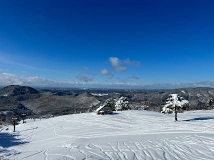 【土日祝・年末年始／秋田冬アソビ割】大人１日券＋スキースクール（２ｈ）割引