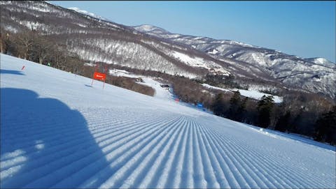 【土日祝・年末年始／秋田冬アソビ割】秋田八幡平スキー場　リフト５時間券+食事券