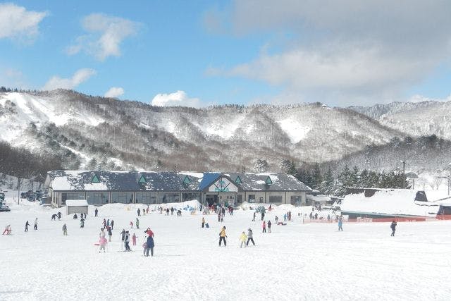 【土日祝・年末年始／秋田冬アソビ割】リフト1日券＋お食事（ラーメン＋ミニカレーセット）