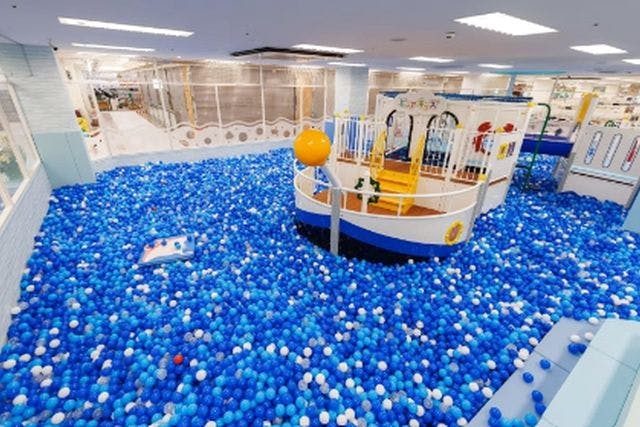 安心安全な室内公園】1日遊び放題プランピュアキッズ神戸umie - ピュア ...