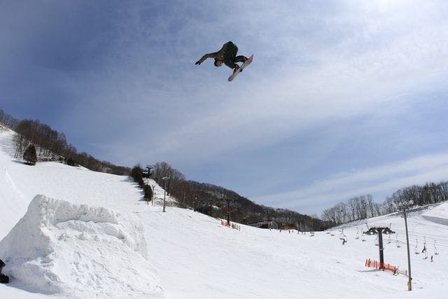 ☆★　2019シーズン　片品５スキー場　共通リスト1日券　引換券2枚　（送料無料）★☆ 限定250枚ワンダーランドOZEかたしな 5スキー場共通リフト券（道の駅