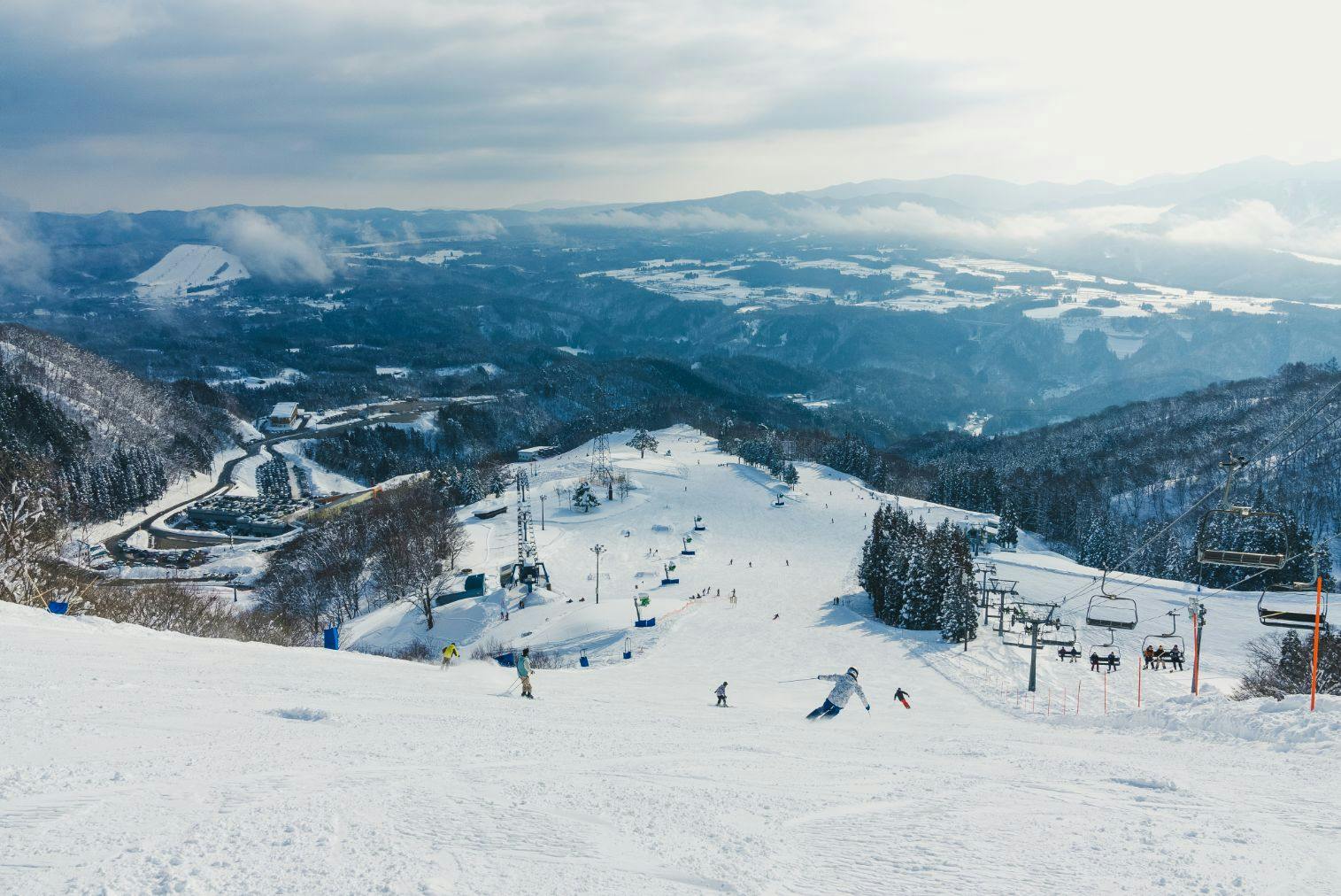 早割・1,800円割引】高鷲スノーパーク＆ダイナランド 共通リフト1日券