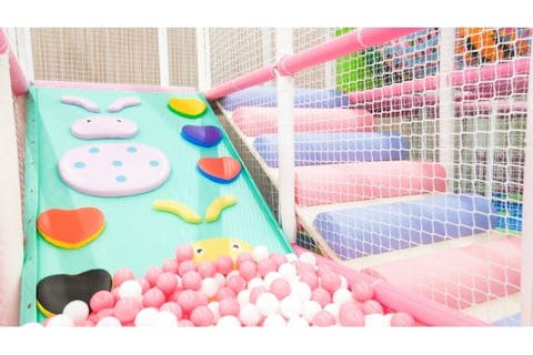 【休日・100円OFF】こども3時間遊び放題 キッズランドUS 千葉フレスポ稲毛店